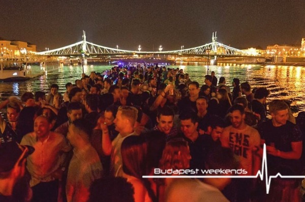budapest bootsparty