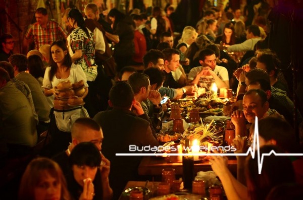 Budapest mittelalterliches Abendessen